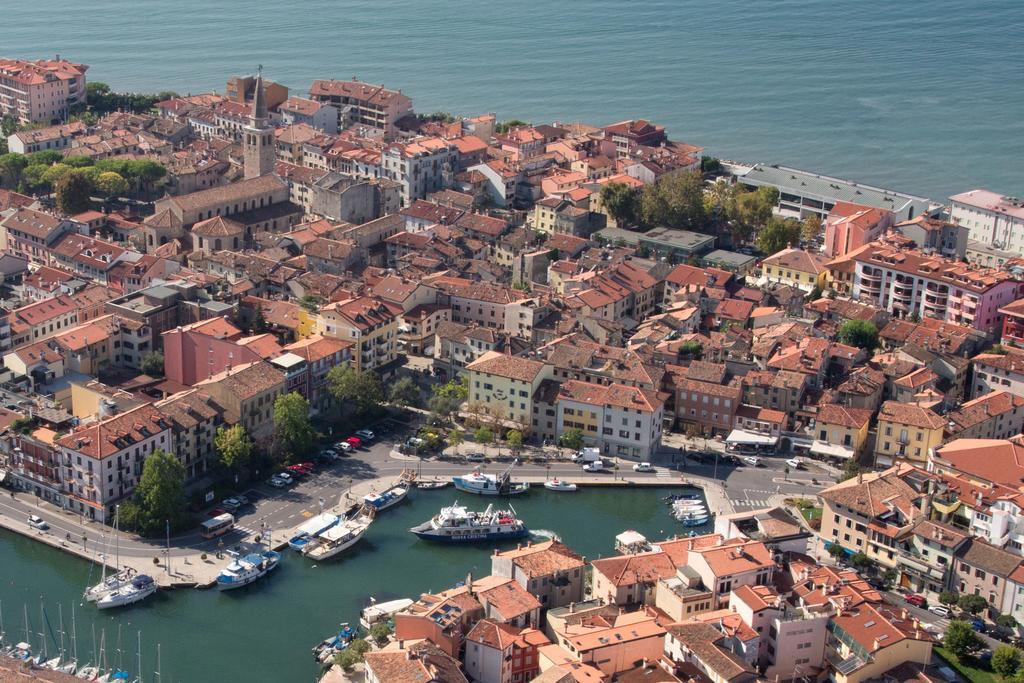 Hotel Alla Citta Di Trieste Градо Екстериор снимка
