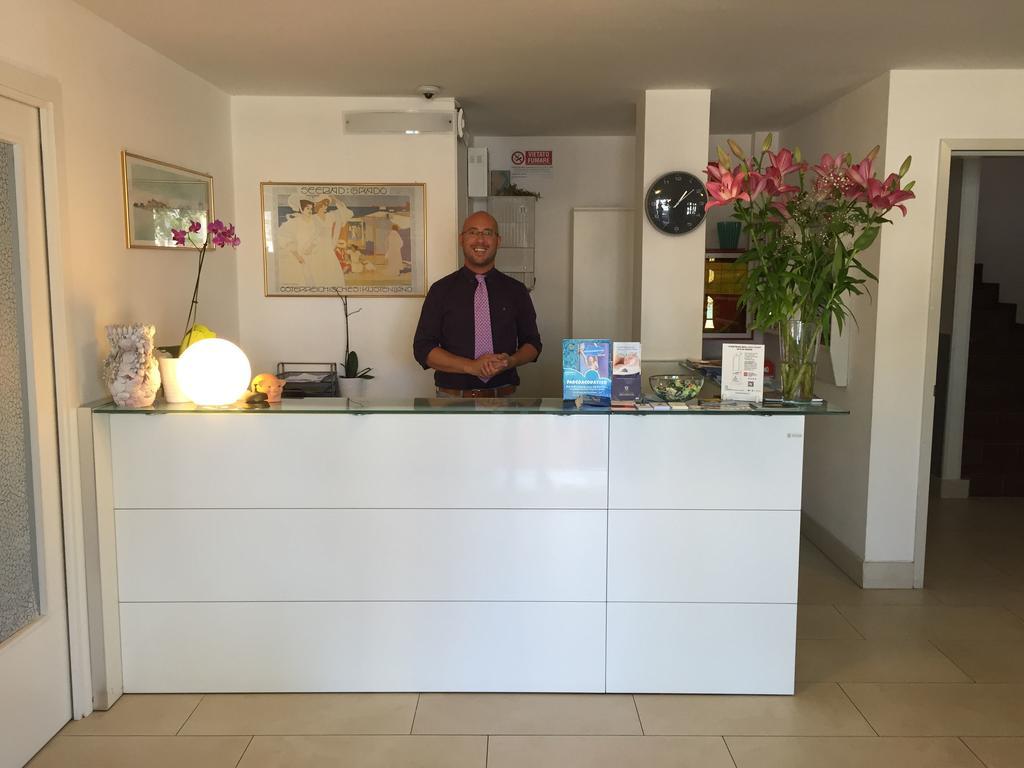 Hotel Alla Citta Di Trieste Градо Екстериор снимка